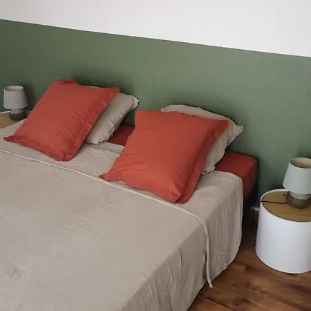 Spacieux A Epinal, 3 Pers, Proche Centre, Wifi, Draps Et Menage Inclus - Fr-1-589-658 アパート エピナル